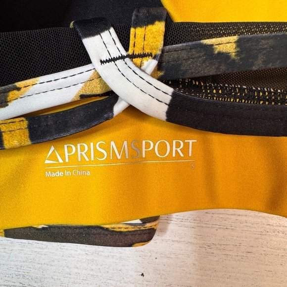 Prismsport Strappy Yellow Leaf Sports Bra Mesh NWT Small - Picture 6 of 8